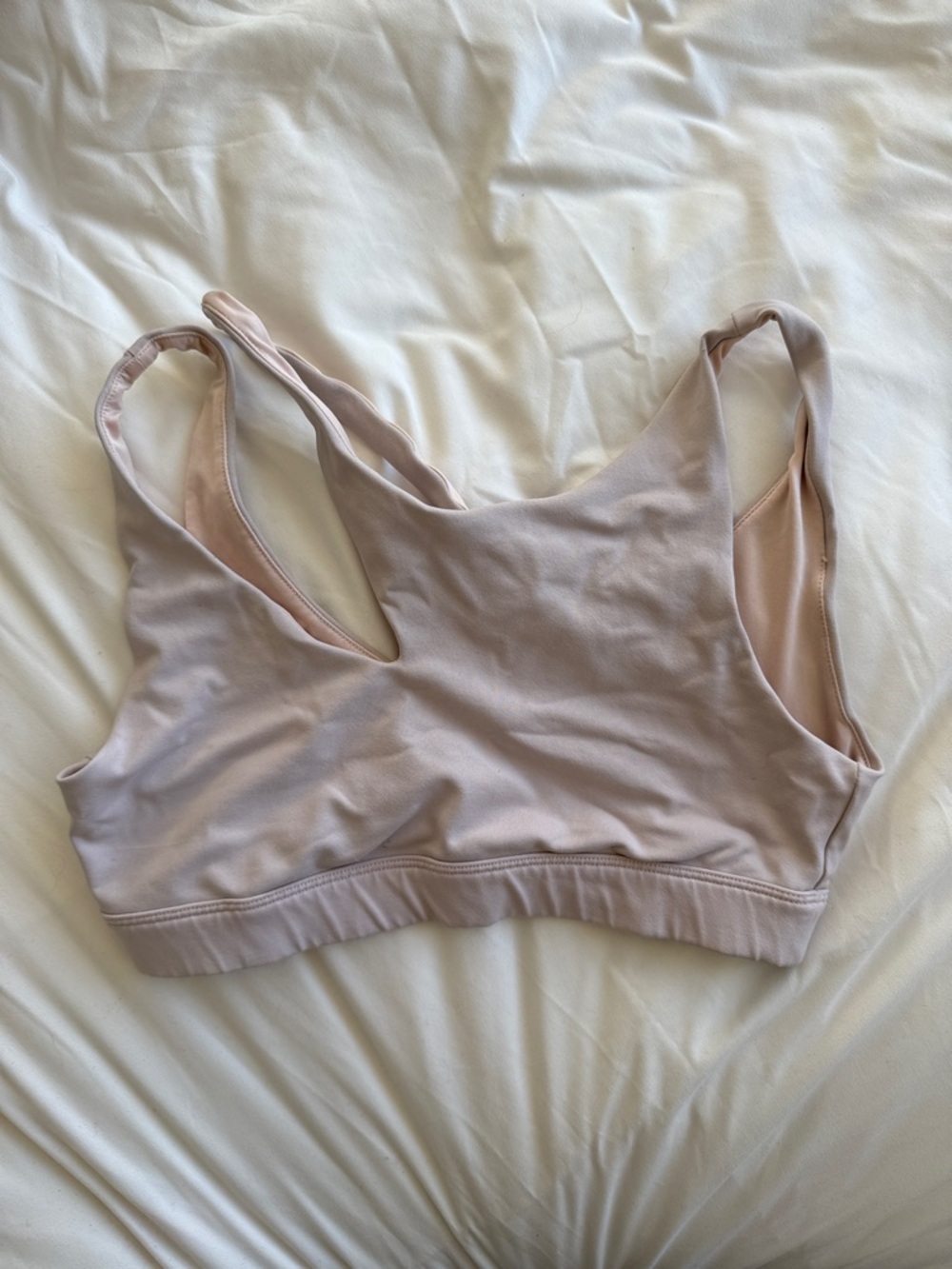 Alo Yoga Peak Bra in Blush/Rose Small